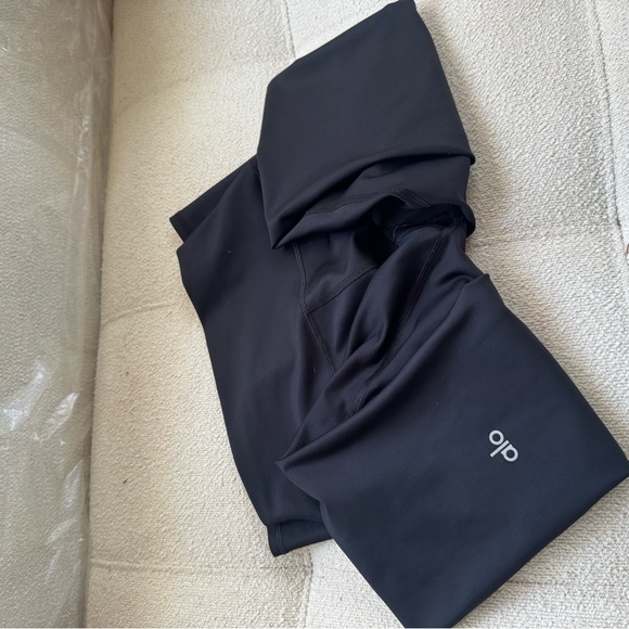 ALO Yoga Women's Sleek Black Leggings size Small - Picture 9 of 11